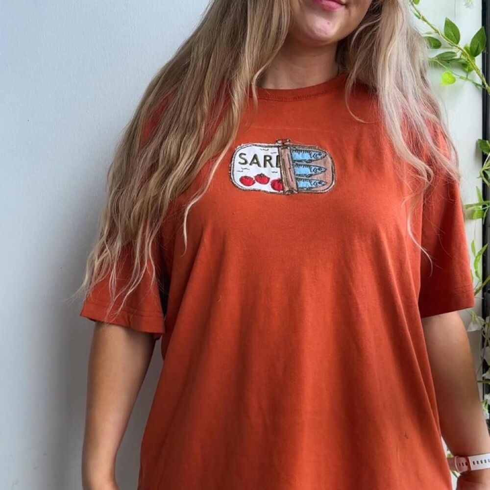 Rust Orange NWT 100% cotton vintage sardine can patchwork embroidered tee